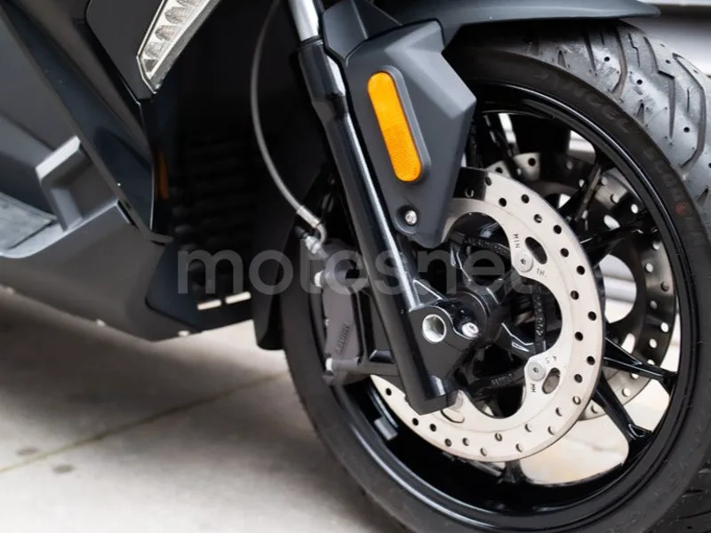 BMW C 400 X - Vista 4