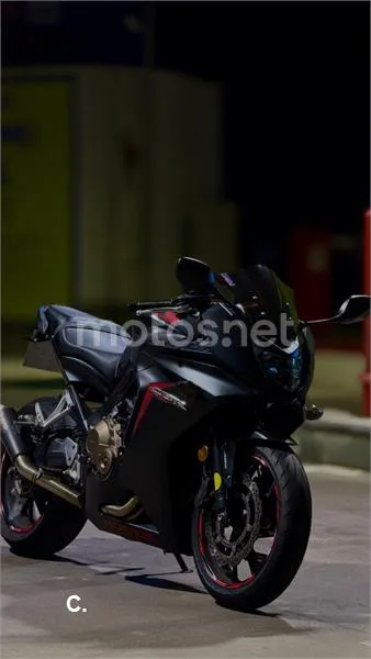 Honda CBR650F - Vista 3