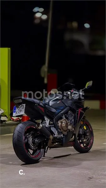 Honda CBR650F - Vista 8