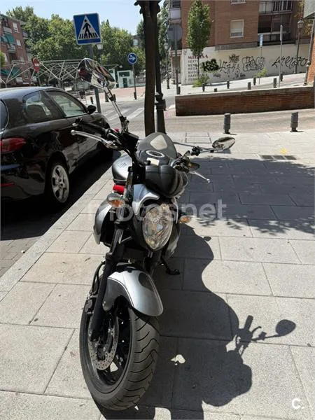 Suzuki Gladius 650 2800 € 2011 Madrid - 2