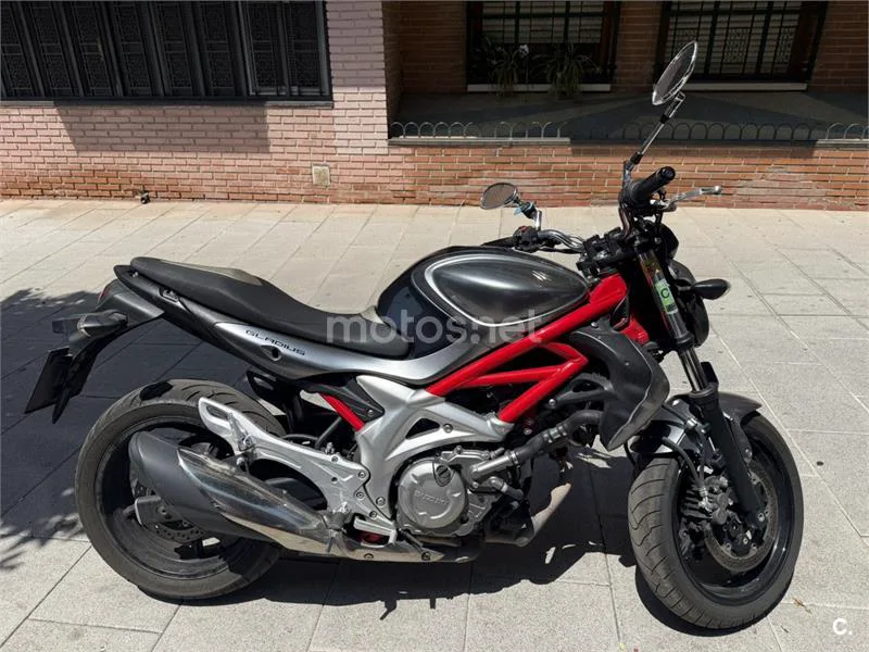 Suzuki Gladius 650 - Vista 3