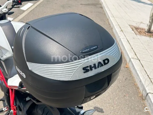 Benelli BN 125 - Vista 10