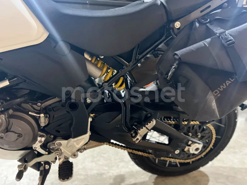 Ducati DesertX - Vista 20