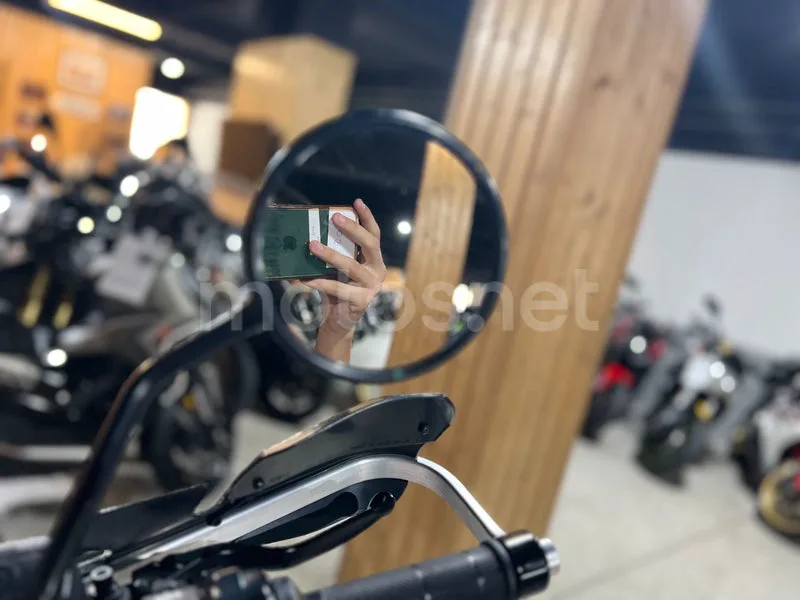 Ducati DesertX - Vista 31