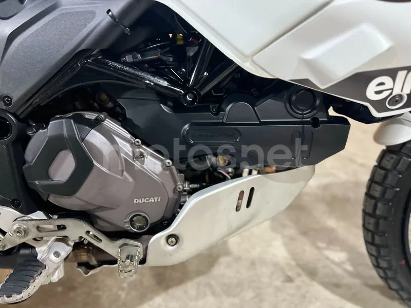 Ducati DesertX - Vista 35