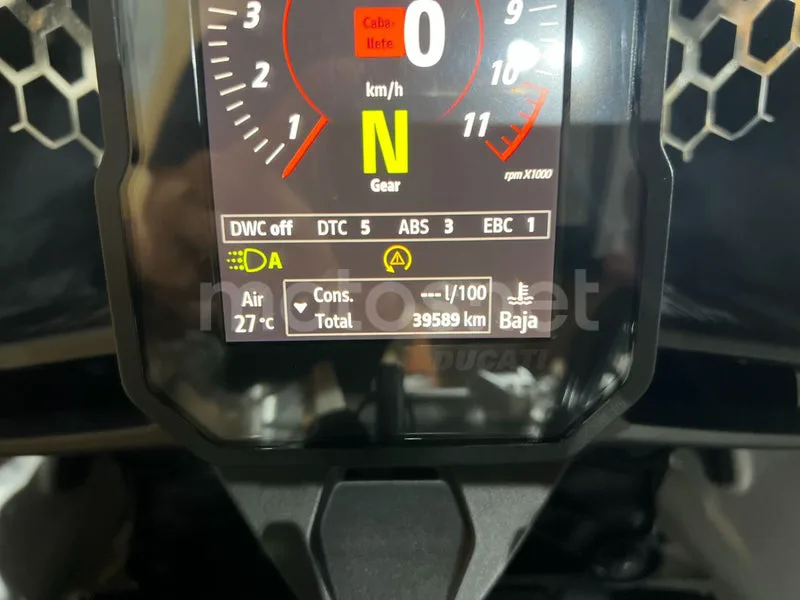 Ducati DesertX - Vista 38