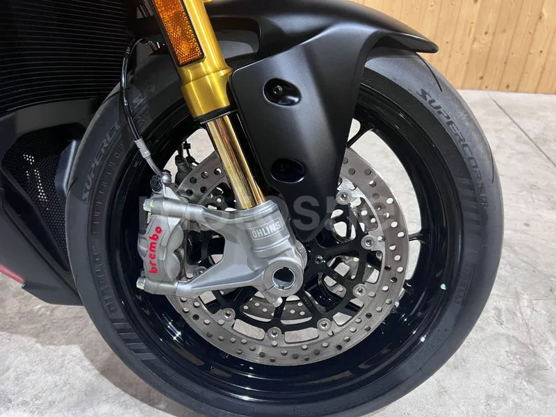 Ducati Streetfighter V2 - Vista 17