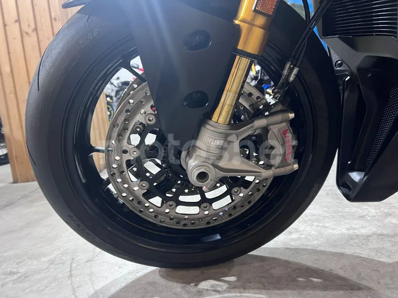 Ducati Streetfighter V2 - Vista 19