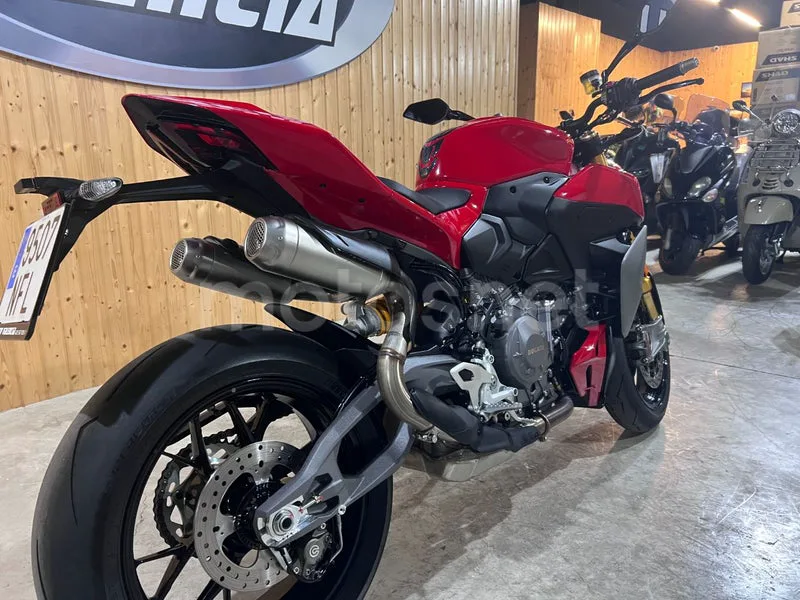 Ducati Streetfighter V2 - Vista 3