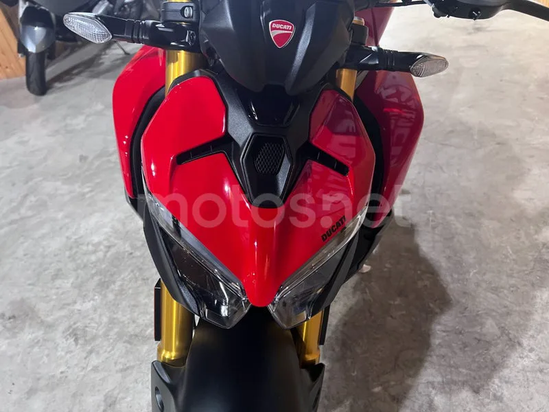 Ducati Streetfighter V2 - Vista 43