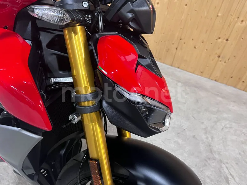 Ducati Streetfighter V2 - Vista 44