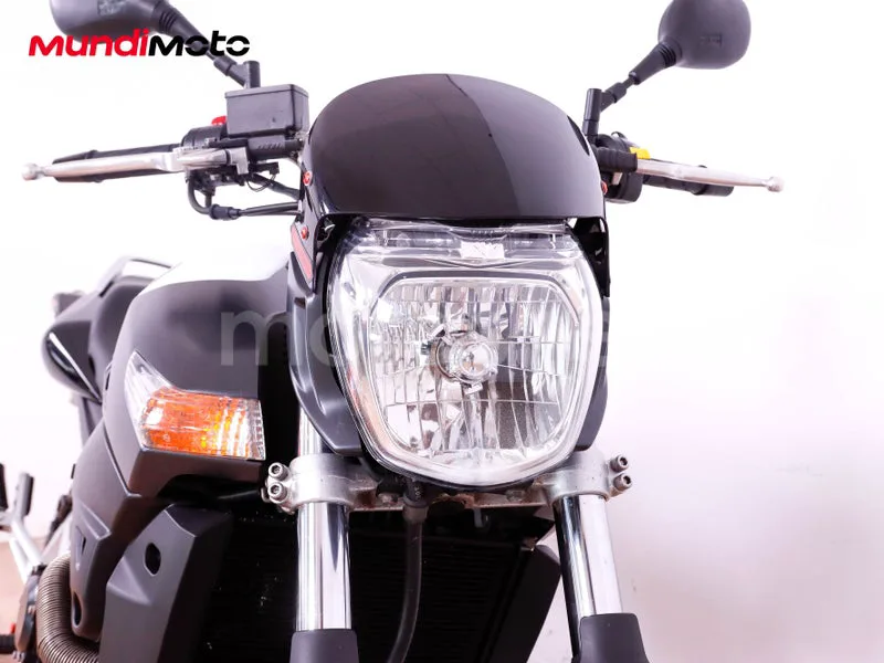 Suzuki GSR600 - Vista 5