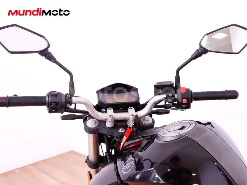 Keeway RKF 125 - Vista 11