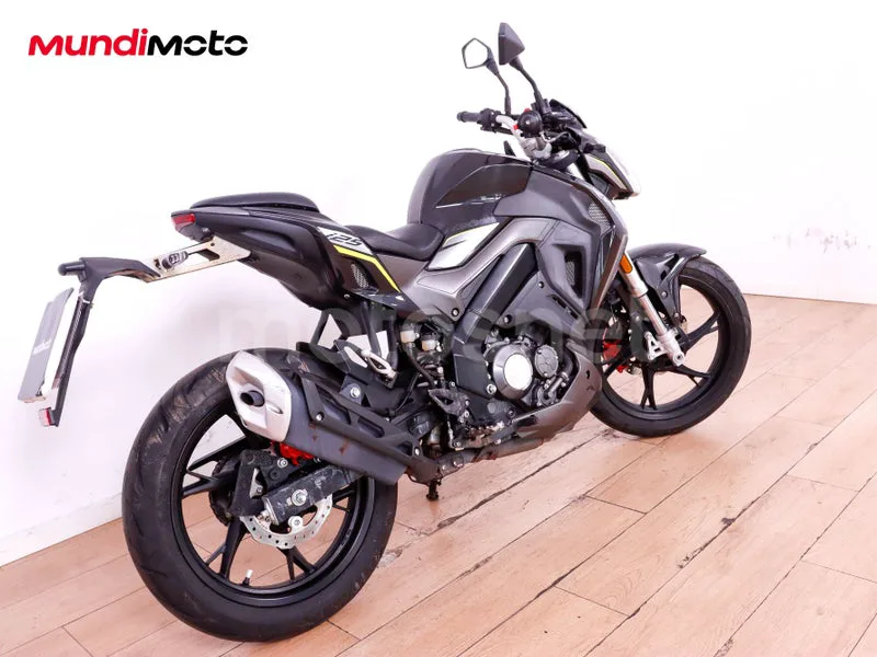 Keeway RKF 125 - Vista 3