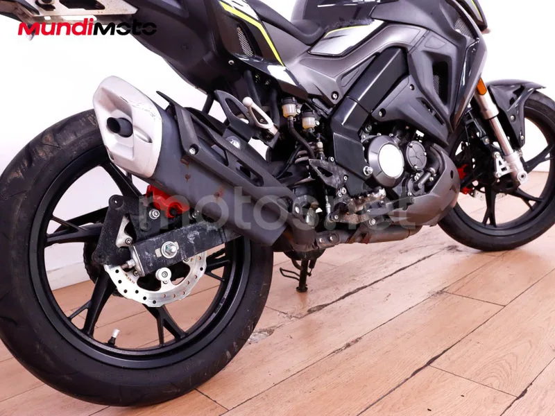 Keeway RKF 125 - Vista 4
