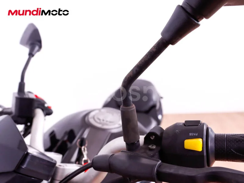 Keeway RKF 125 - Vista 42