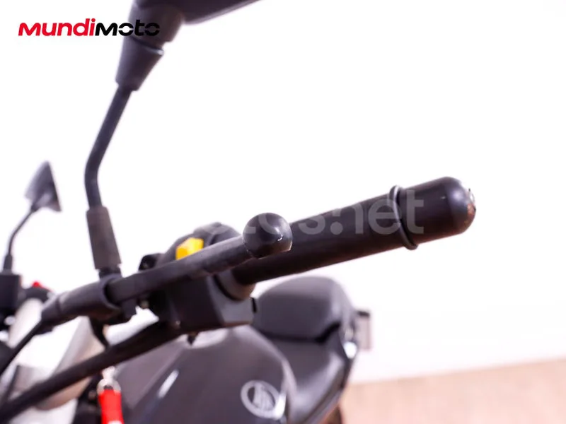 Keeway RKF 125 - Vista 43