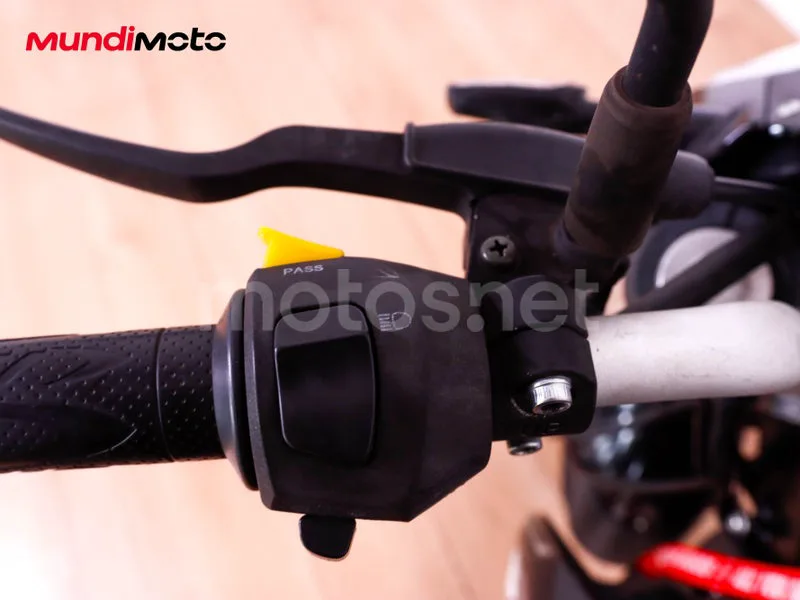 Keeway RKF 125 - Vista 47
