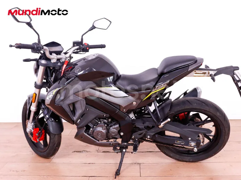 Keeway RKF 125 - Vista 6