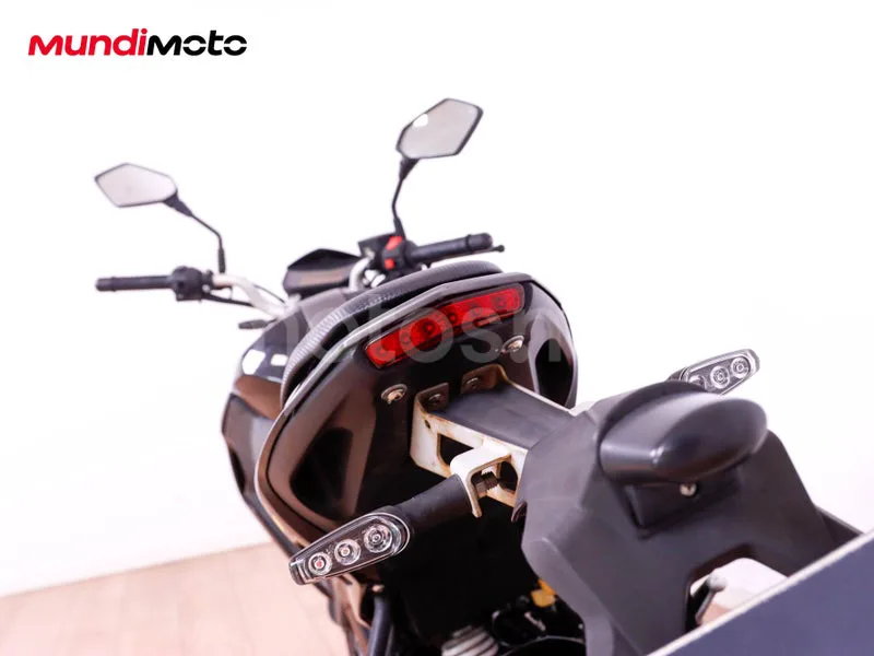 Keeway RKF 125 - Vista 9