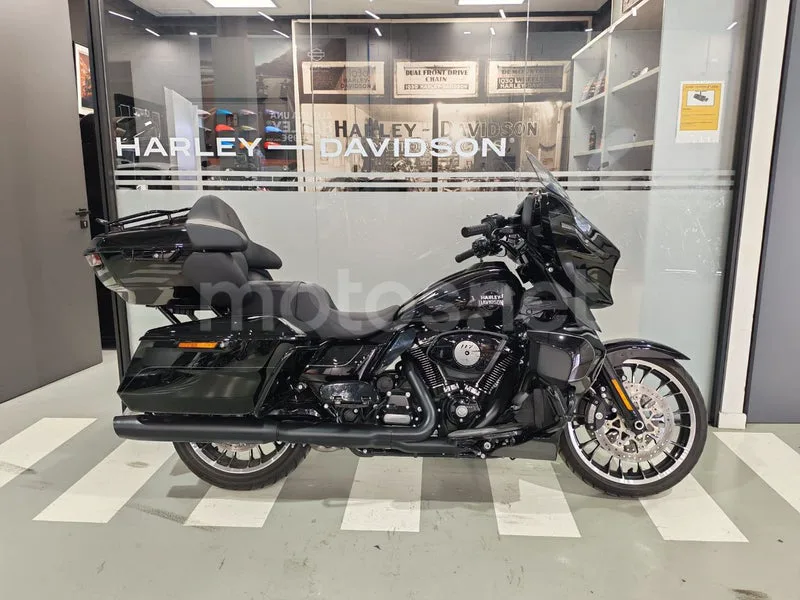 Harley-Davidson Street Glide - Vista 14