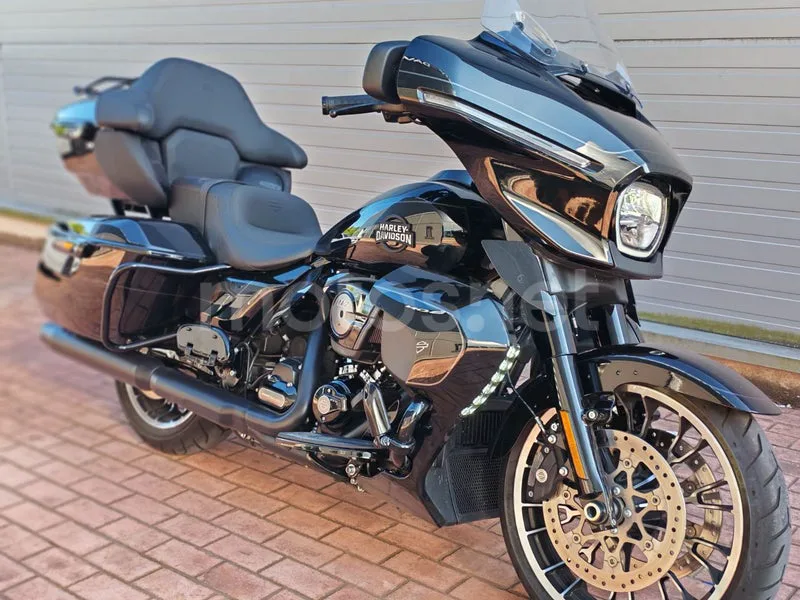 Harley-Davidson Street Glide - Vista 3