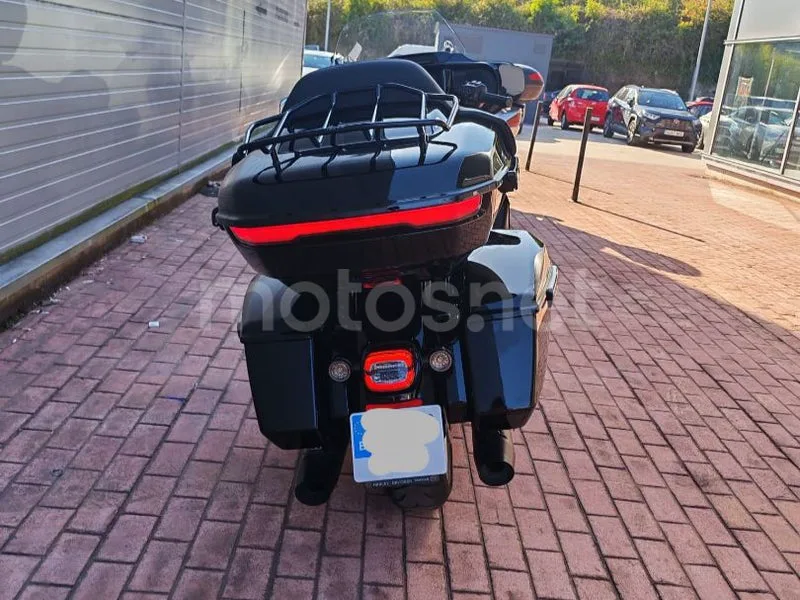 Harley-Davidson Street Glide - Vista 7