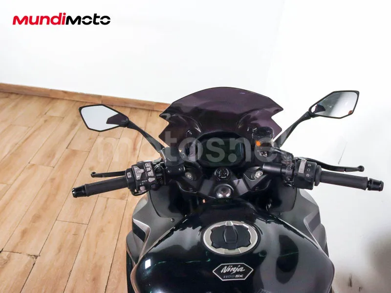 Kawasaki Ninja 1100SX - Vista 11