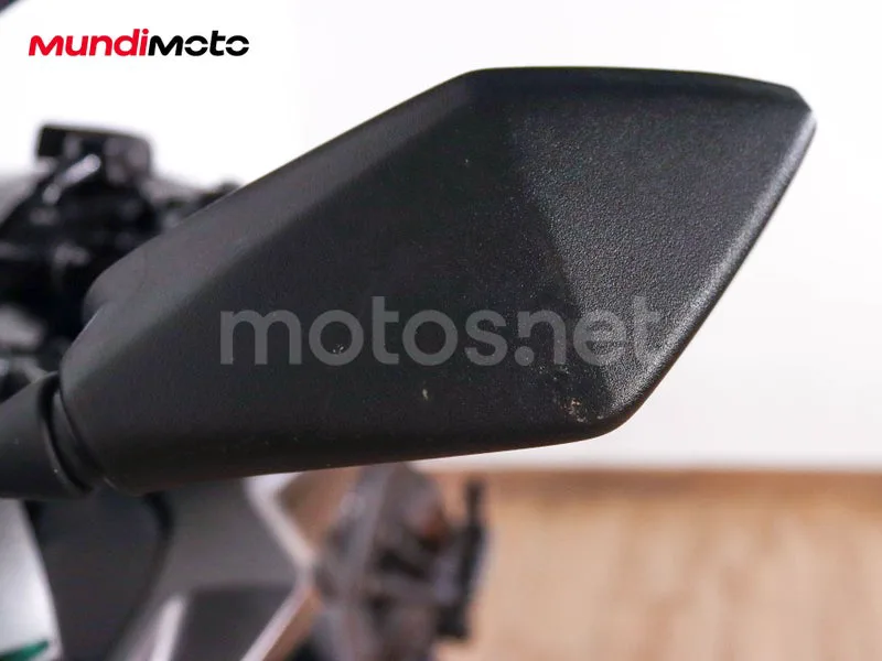 Kawasaki Ninja 1100SX - Vista 17