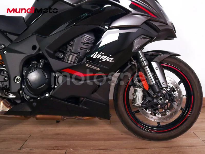 Kawasaki Ninja 1100SX - Vista 20