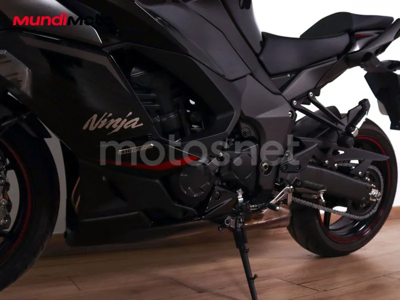 Kawasaki Ninja 1100SX - Vista 10