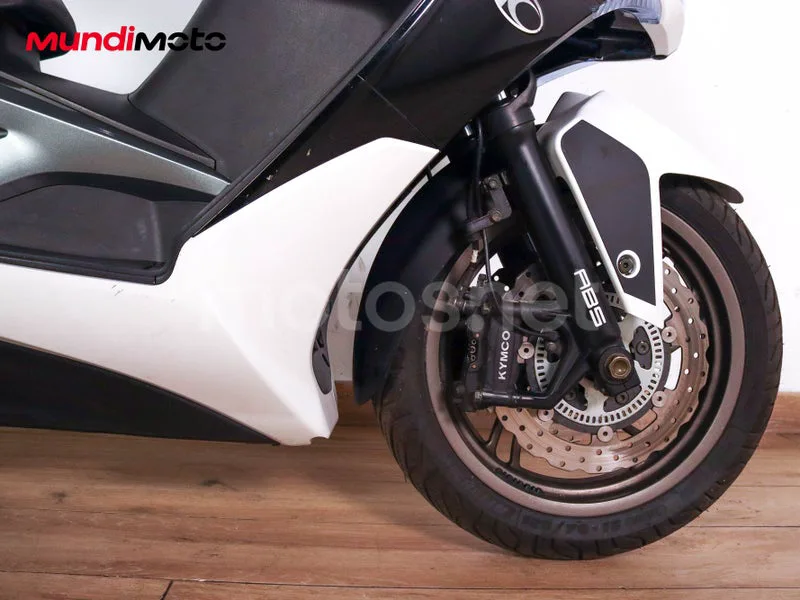 Kymco Xciting 400 - Vista 50