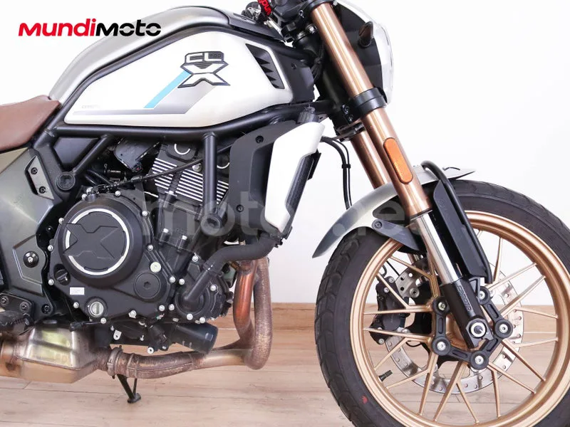 CFMOTO 700CL-X - Vista 38