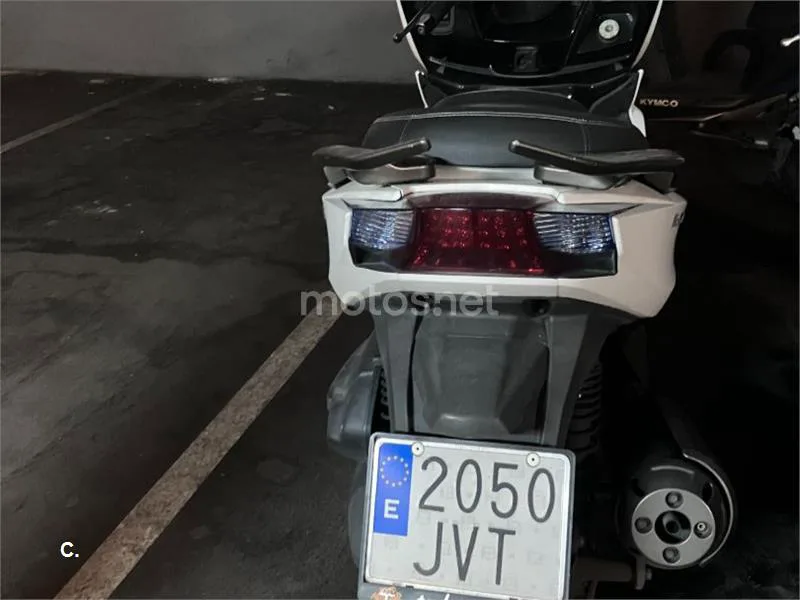 Kymco K-XCT 125i - Vista 6