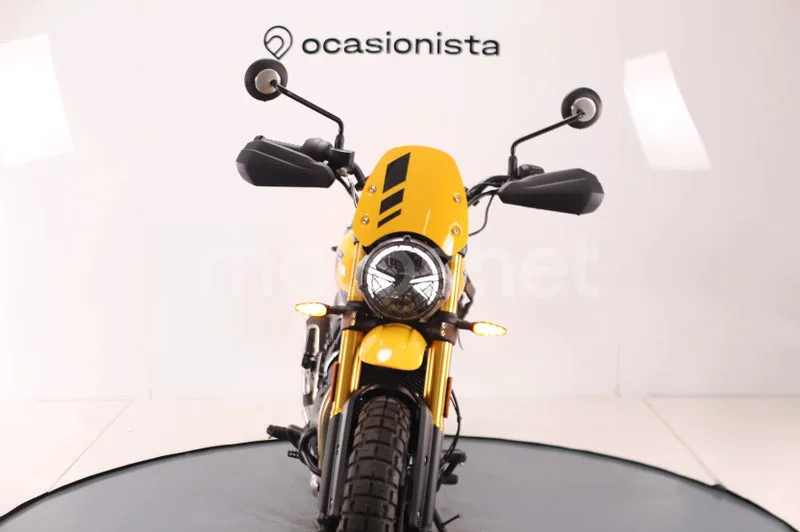 Triumph Scrambler 400 XC - Vista 7