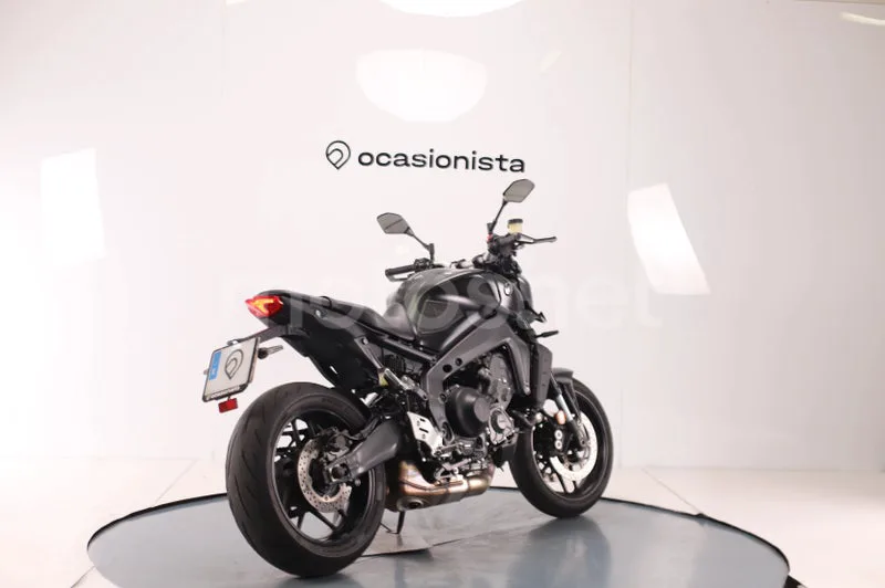 Yamaha MT-09 - Vista 3