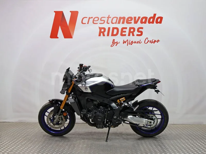 Yamaha MT-09 - Vista 3