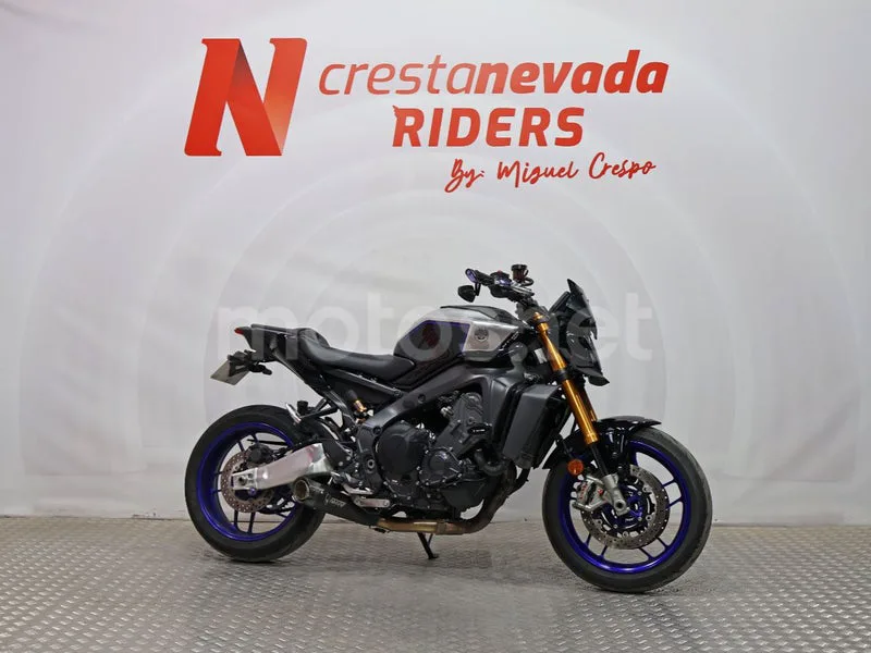 Yamaha MT-09 - Vista 6
