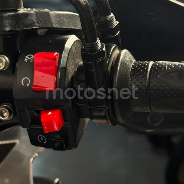 Benelli TRK 502 - Vista 14