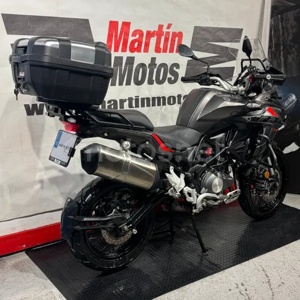 Benelli TRK 502 - Vista 5