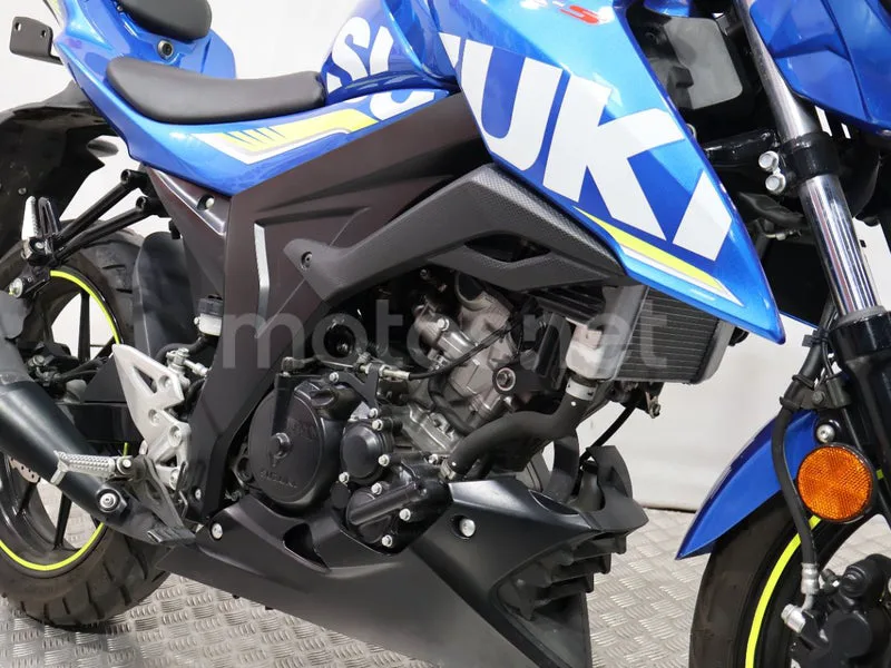 Suzuki GSX-S125 - Vista 12