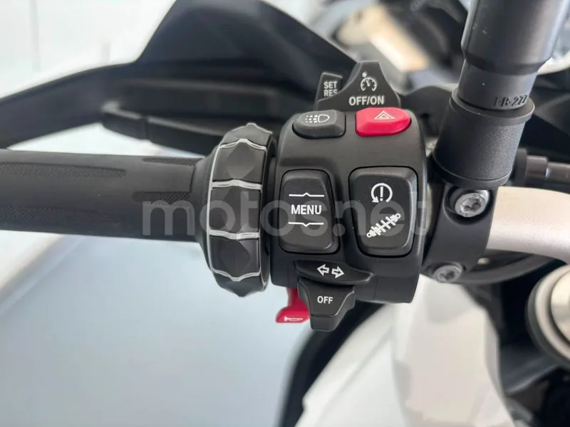 BMW F 900 XR - Vista 11