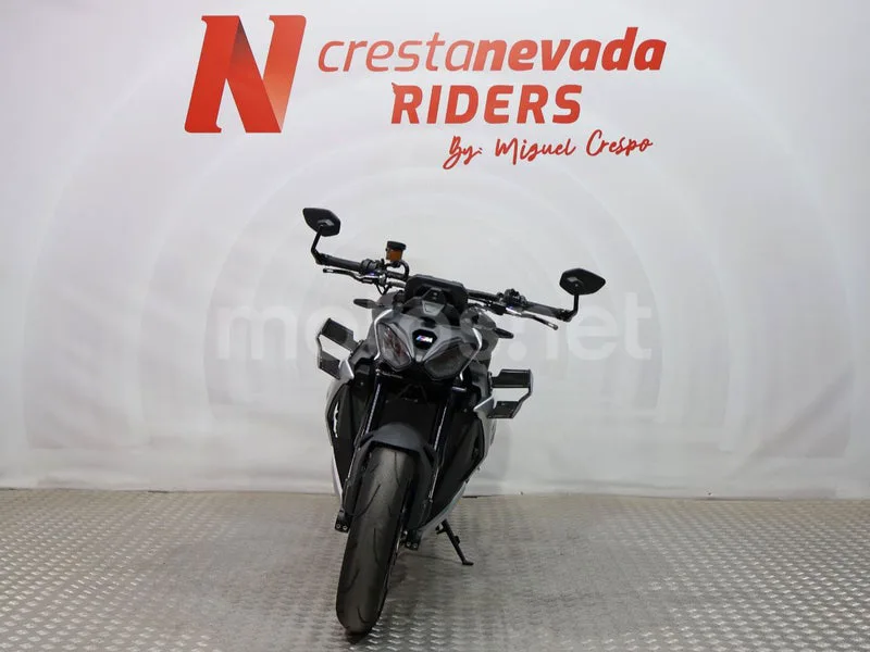 BMW M 1000 R - Vista 5