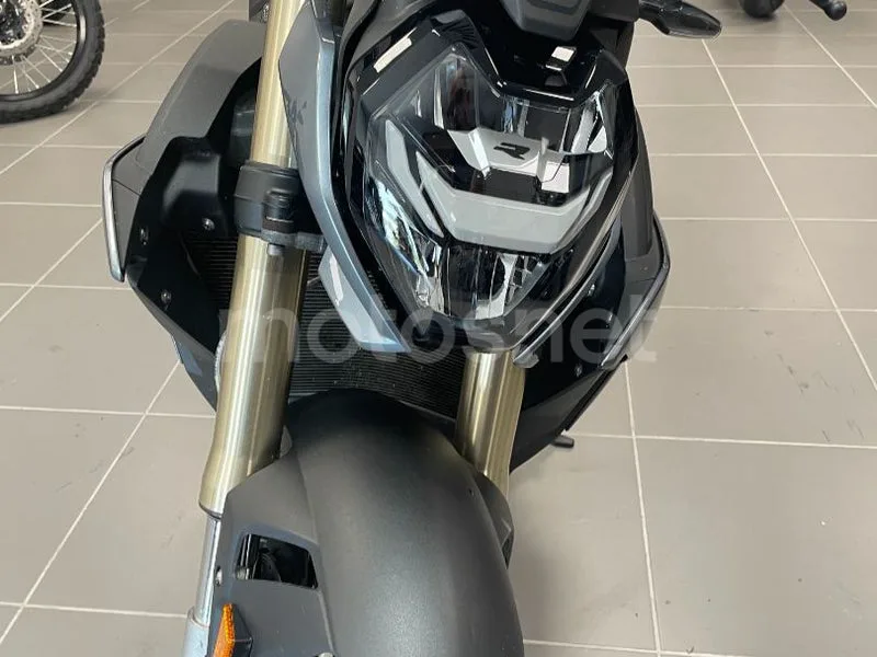 BMW S 1000 R - Vista 4