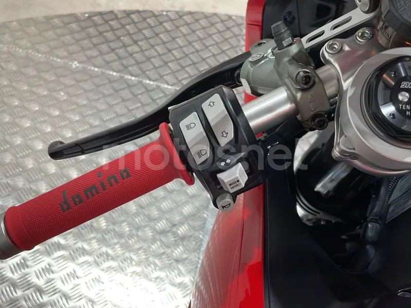 Ducati Panigale V2 - Vista 10