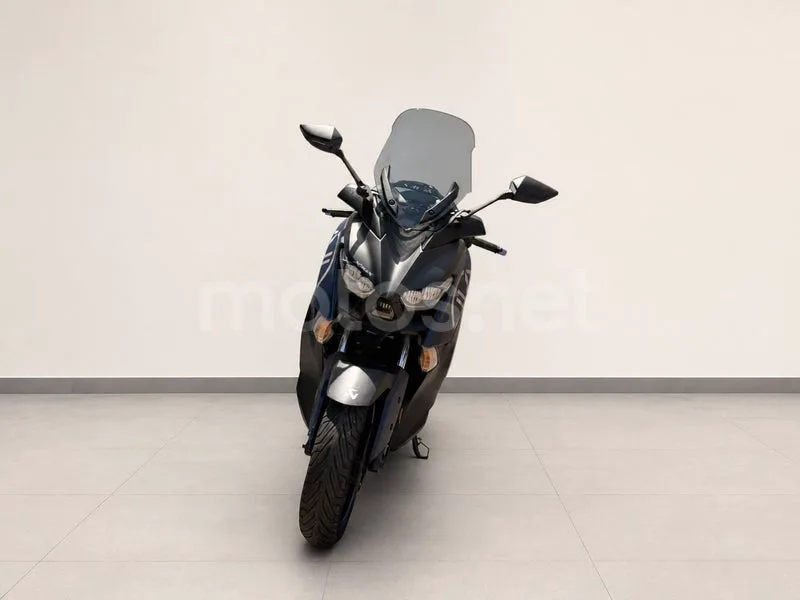 Yamaha XMAX 400 - Vista 6