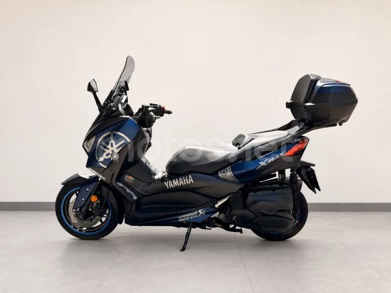 Yamaha XMAX 400 - Vista 8