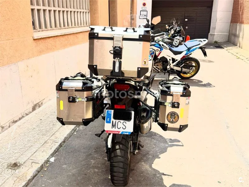 Honda CRF1100L Africa Twin - Vista 10