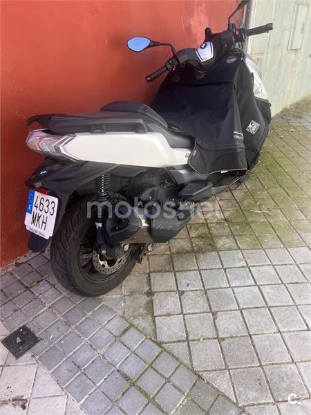 BMW C 400 GT - Vista 4