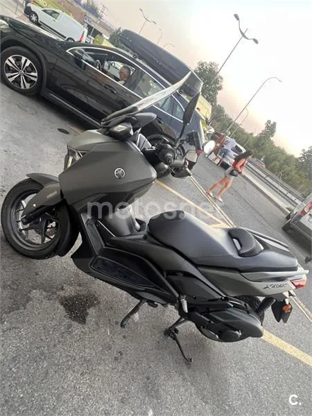 Yamaha XMAX 125 - Vista 5
